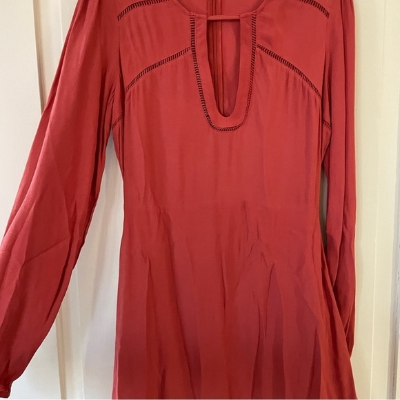 Lovers + Friends Keyhole Long Sleeve Rust Red Burnt Orange Mini Dress Medium - Picture 7 of 13